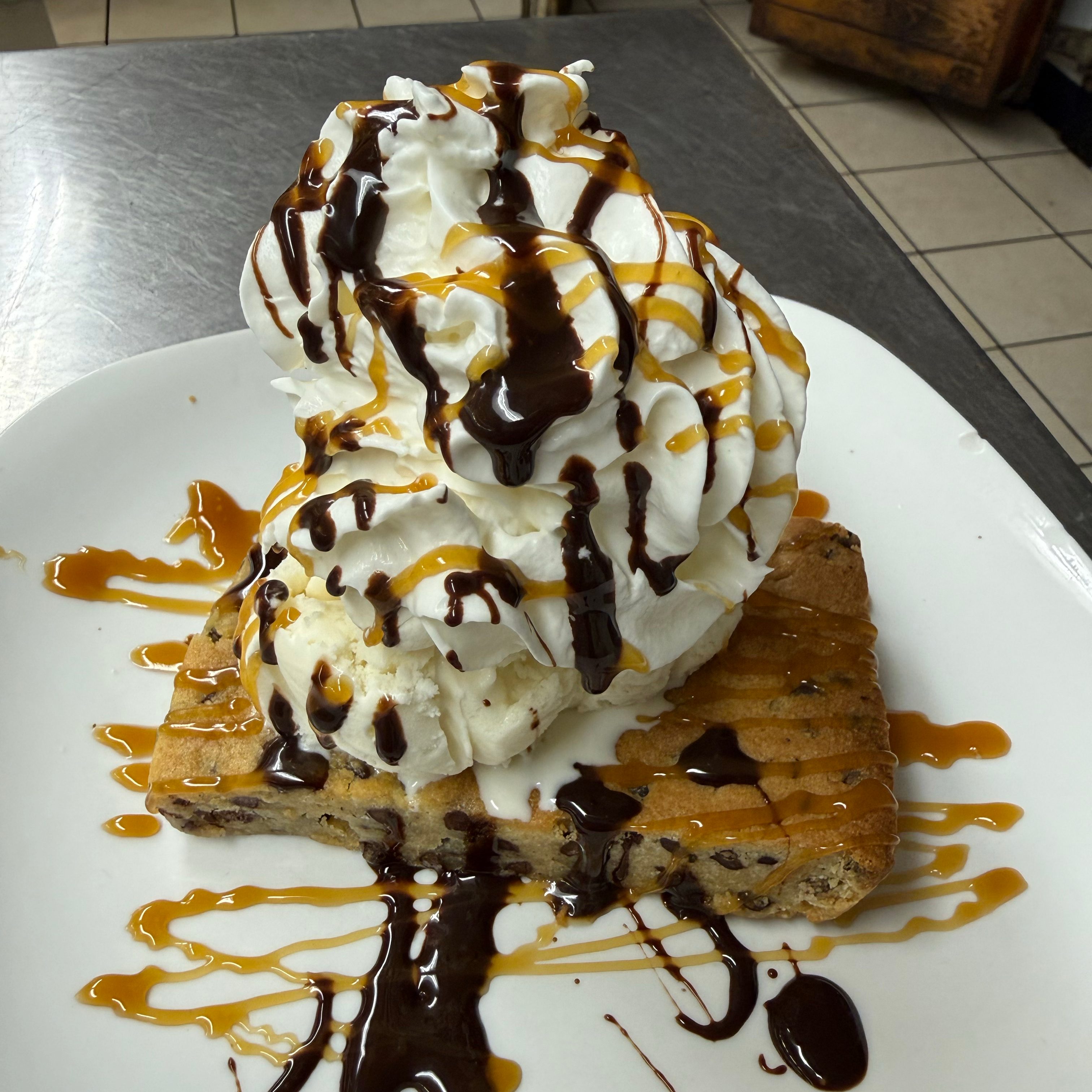 Chocolate & Peanut Butter Chip Ice Cream Sundae.